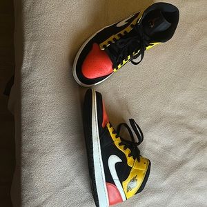 Air Jordan 1’s 2015 orange black yellow and white great condition